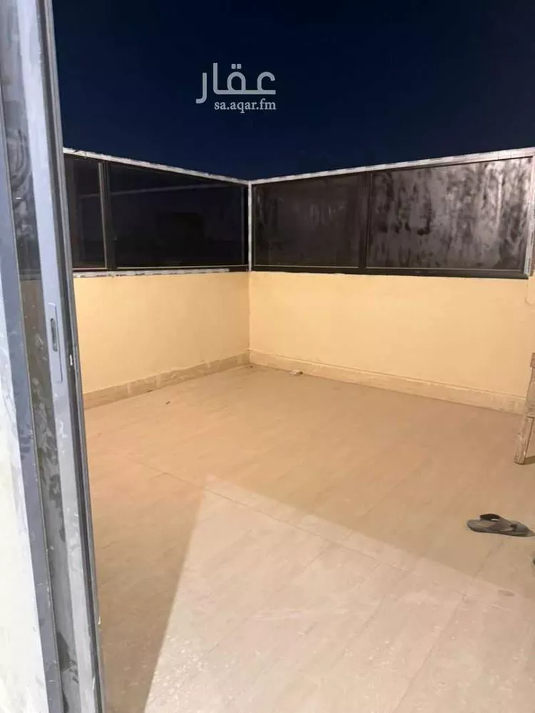 دور للبيع في شارع الشنانة, حي السعادة, مدينة الرياض, منطقة الرياض 7