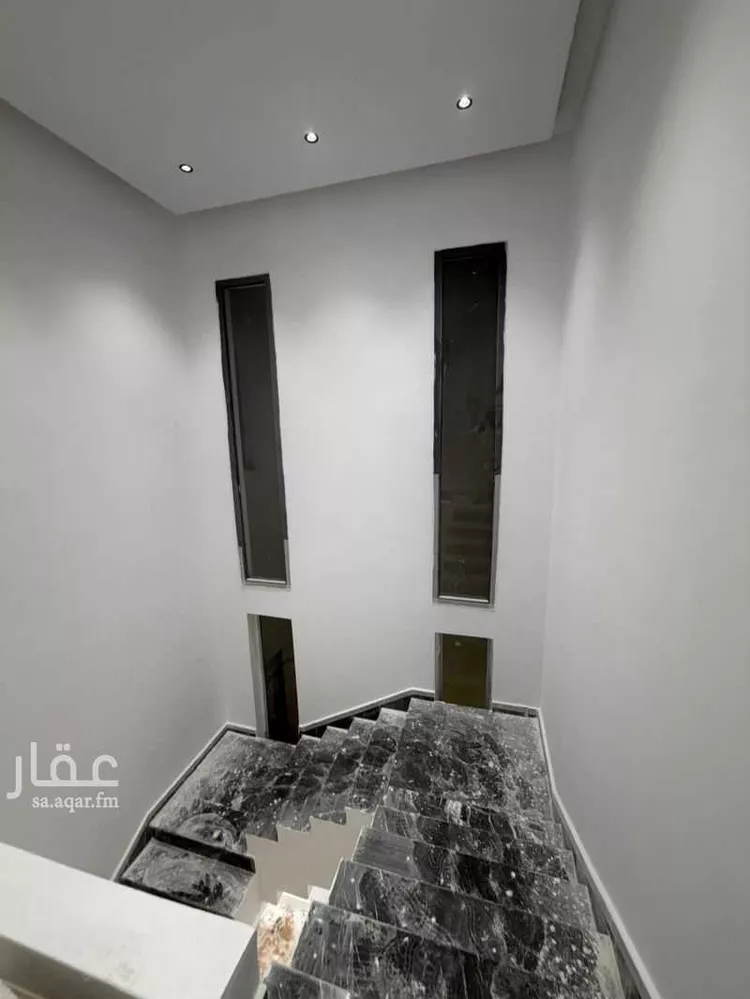 فيلا للبيع في شارع الشنانة, حي السعادة, مدينة الرياض, منطقة الرياض 15
