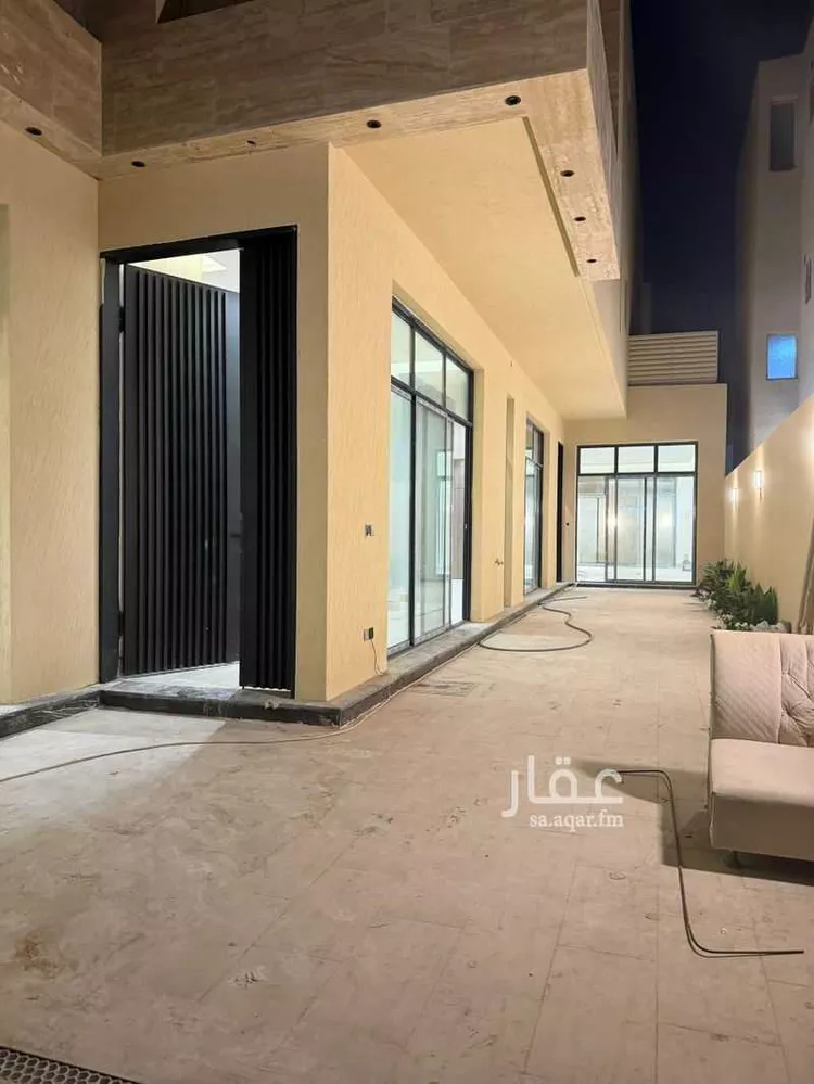 فيلا للبيع في شارع الشنانة, حي السعادة, مدينة الرياض, منطقة الرياض 8