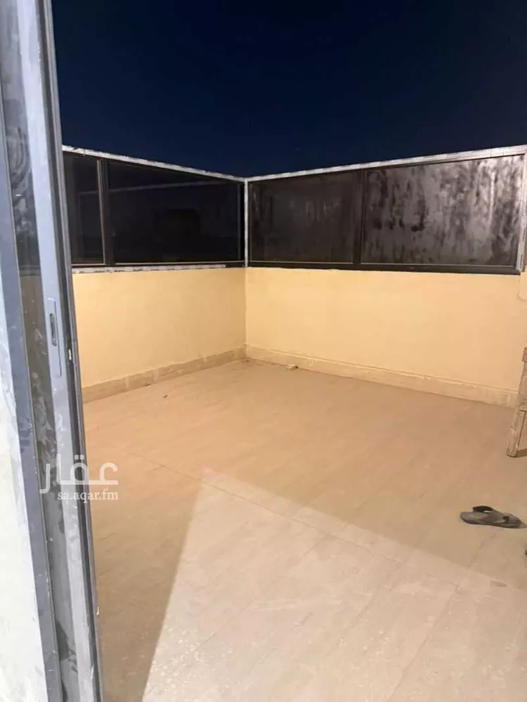 دور للبيع في شارع الشنانة, حي السعادة, مدينة الرياض, منطقة الرياض 10