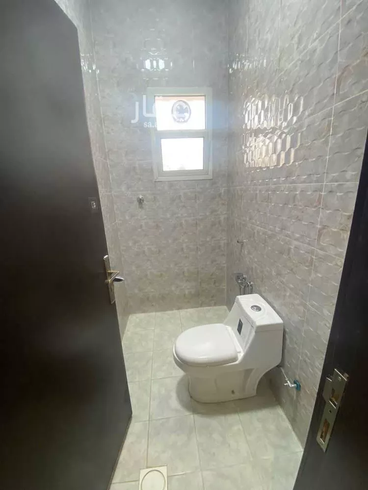 شقة للإيجار في شارع علي الخازن, حي العزيزية, مدينة الرياض, منطقة الرياض صورة 4