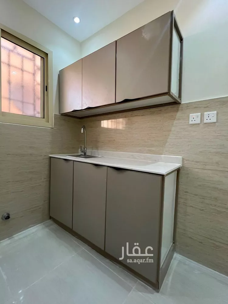شقة للإيجار في شارع يثرب, حي بدر, مدينة الرياض, منطقة الرياض صورة 5
