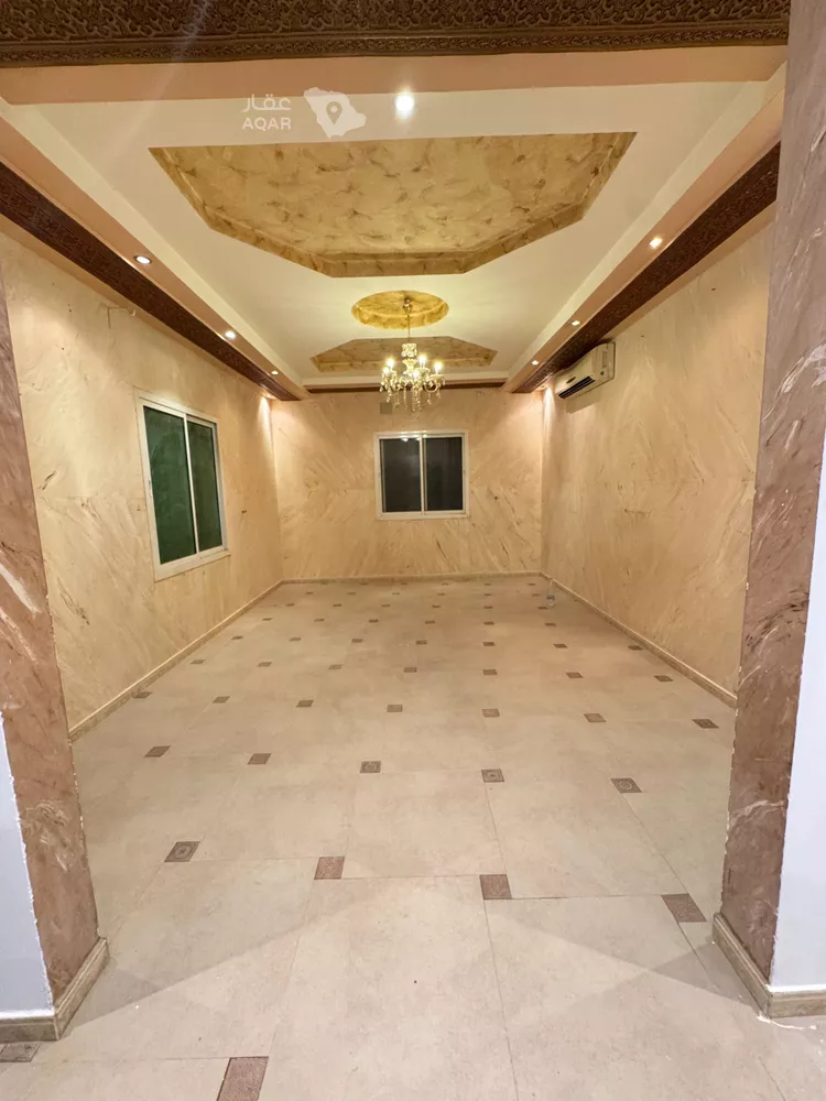 Floor for Rent in Riyadh Ghirnatah 7