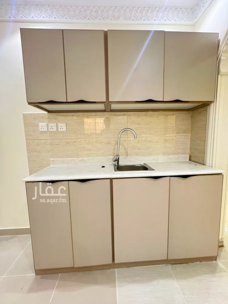 شقة للإيجار في شارع يثرب, حي بدر, مدينة الرياض, منطقة الرياض صورة 3