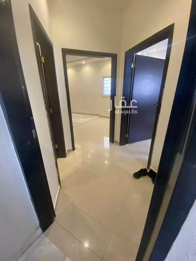 شقة للإيجار في شارع علي الخازن, حي العزيزية, مدينة الرياض, منطقة الرياض صورة 2
