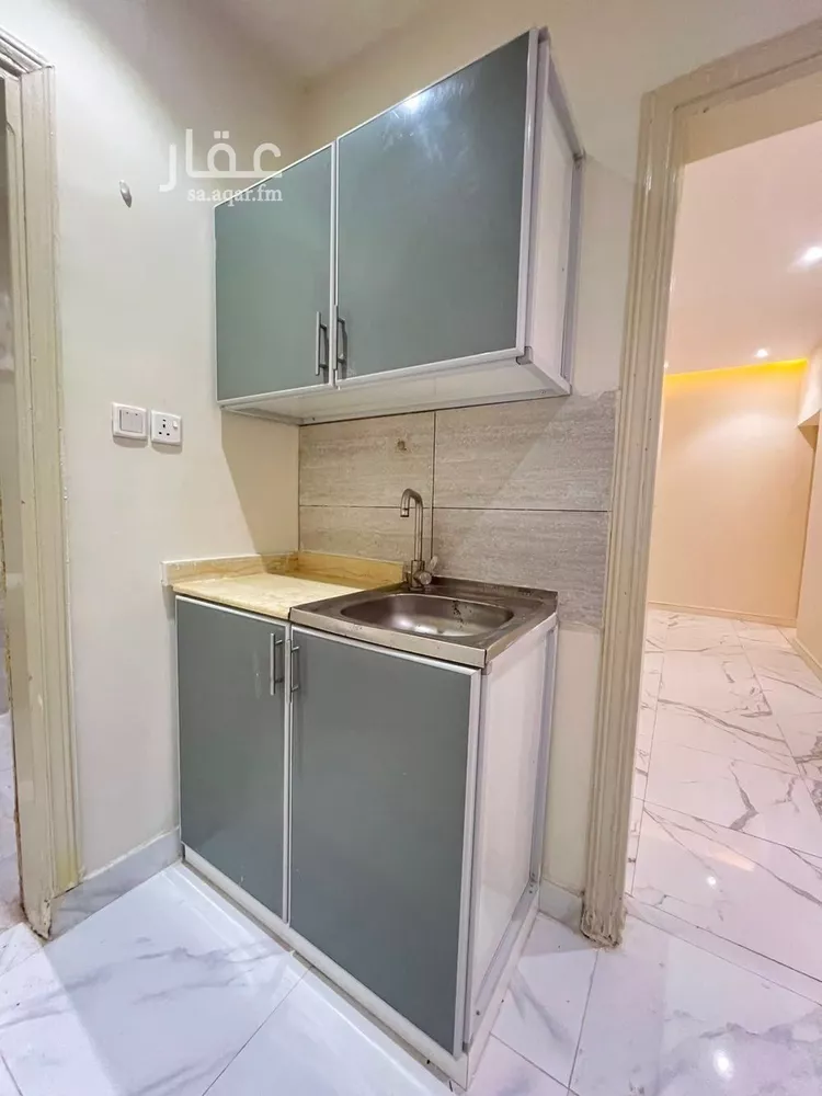 شقة للإيجار في شارع الشيخ عبدالعزيز بن محمد بن علي, حي ظهرة البديعة, مدينة الرياض, منطقة الرياض صورة 2