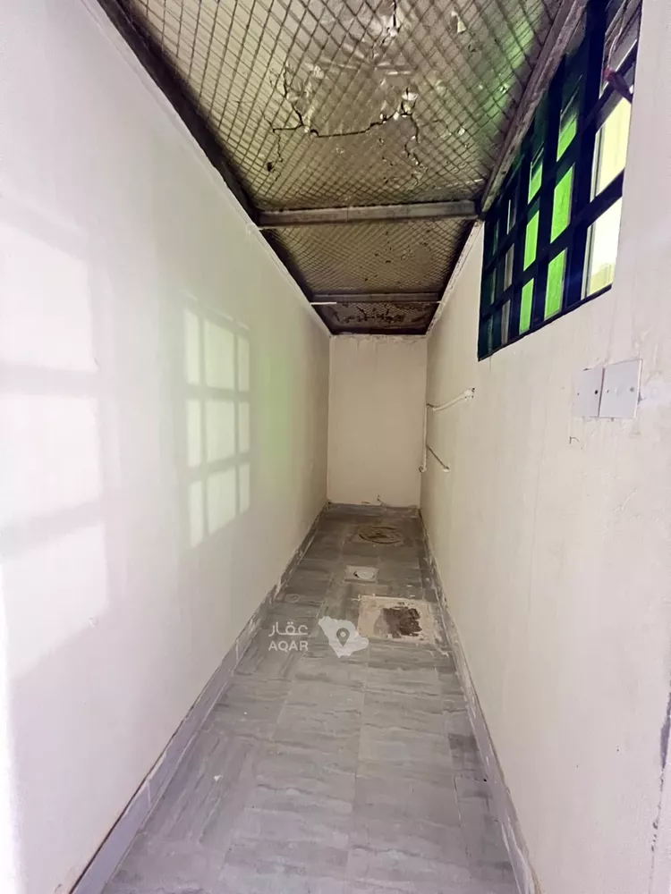 شقة للإيجار في شارع ابن تيمية, حي بدر, مدينة الرياض, منطقة الرياض 4