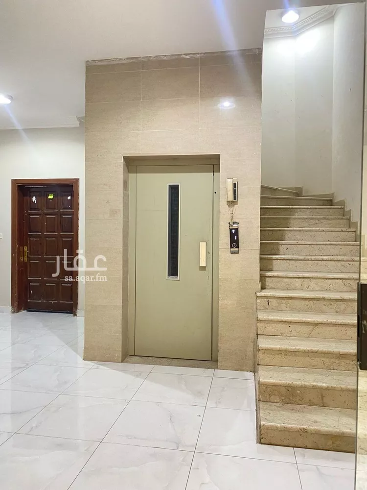 شقة للإيجار في شارع زيد البغدادي, حي الوزارات, مدينة الرياض, منطقة الرياض صورة 2