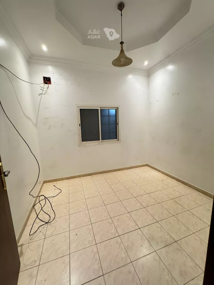 Floor for Rent in Riyadh Ghirnatah 9
