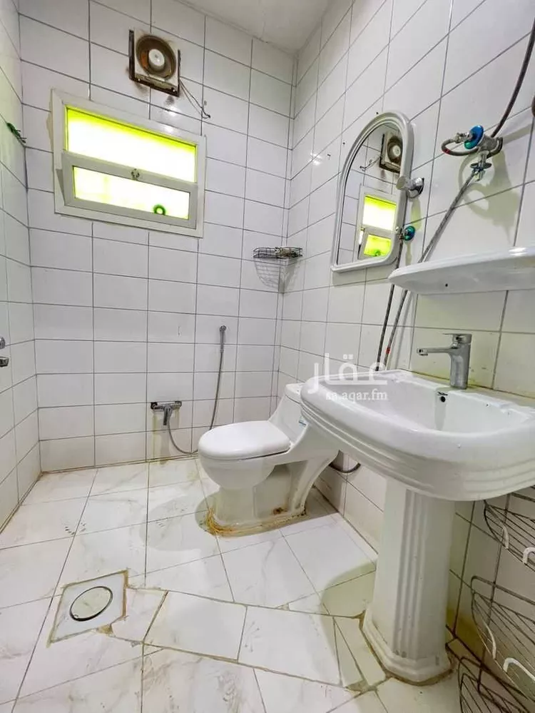 شقة للإيجار في شارع ابن تيمية, حي بدر, مدينة الرياض, منطقة الرياض صورة 5