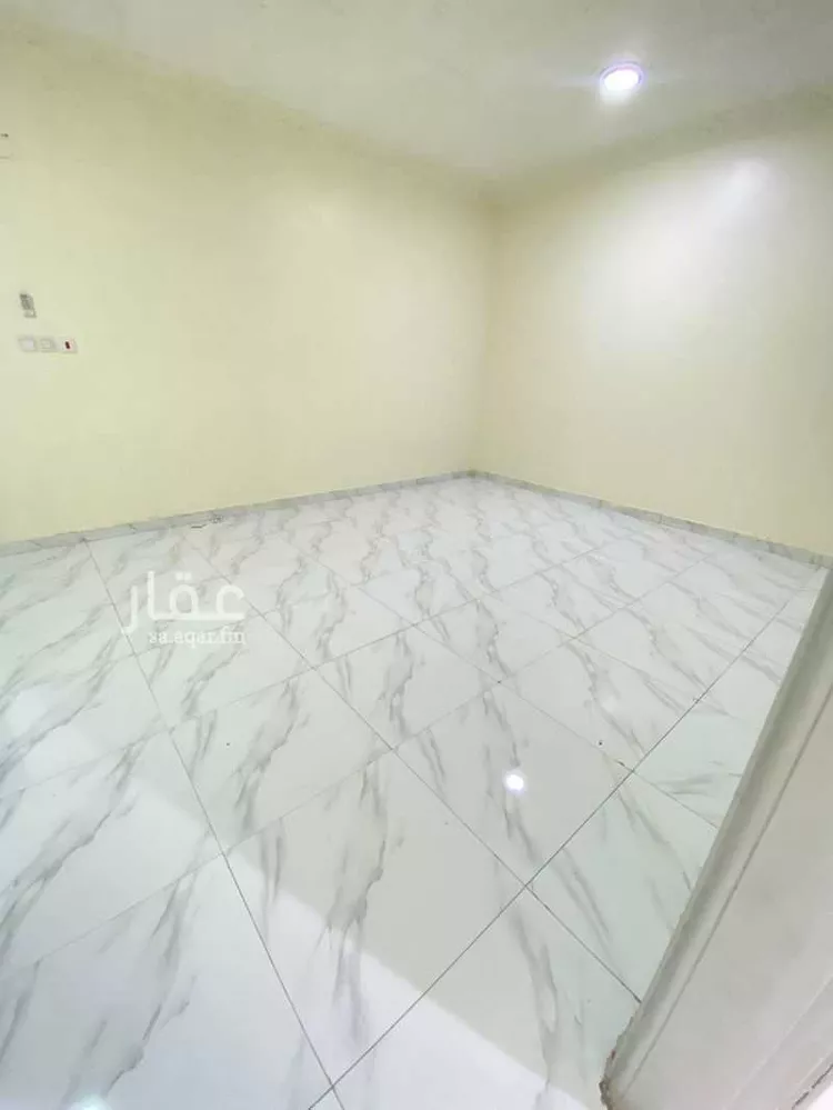 شقة للإيجار في شارع ابن تيمية, حي بدر, مدينة الرياض, منطقة الرياض صورة 3