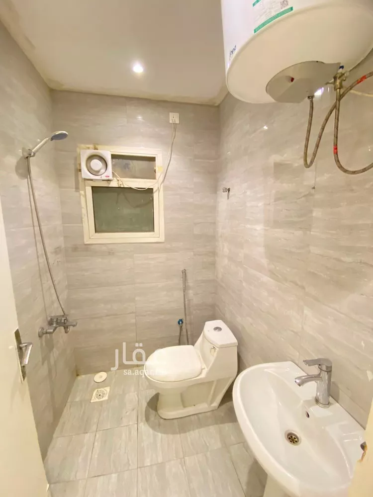 شقة للإيجار في شارع زيد البغدادي, حي الوزارات, مدينة الرياض, منطقة الرياض صورة 4