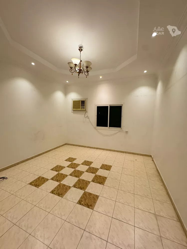 Floor for Rent in Riyadh Ghirnatah 16
