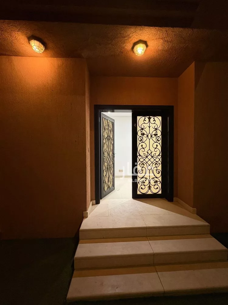 فيلا للإيجار في شارع سلمة بن أبي سلمة, حي الربوة, مدينة الرياض, منطقة الرياض صورة 3