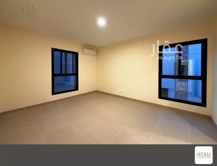 فيلا للبيع في شارع رقم 2070, حي سدرة, مدينة الرياض, منطقة الرياض 18
