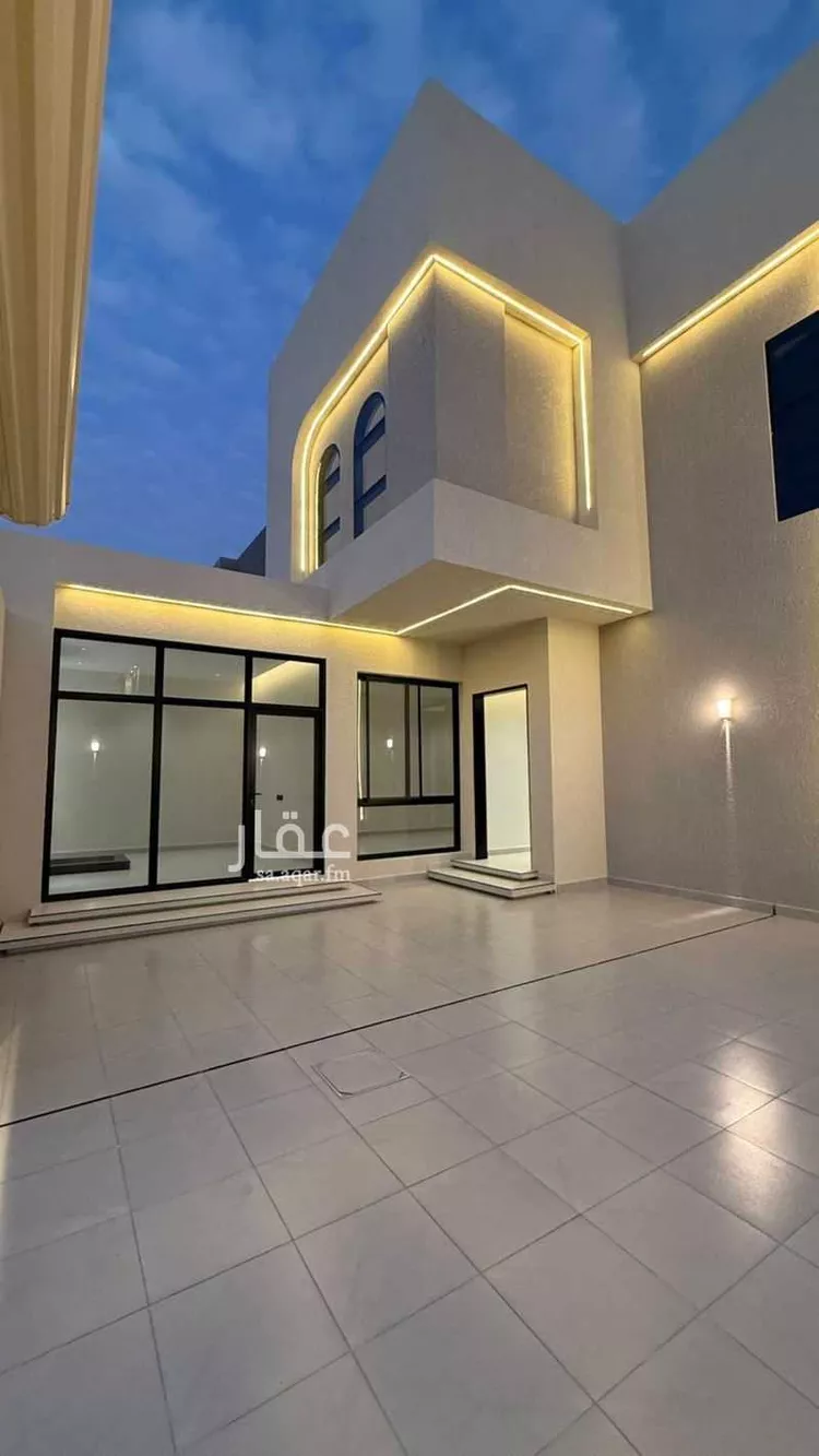 فيلا للبيع في شارع محمد الحصري, حي المصيف, مدينة عنيزة, منطقة القصيم صورة 3