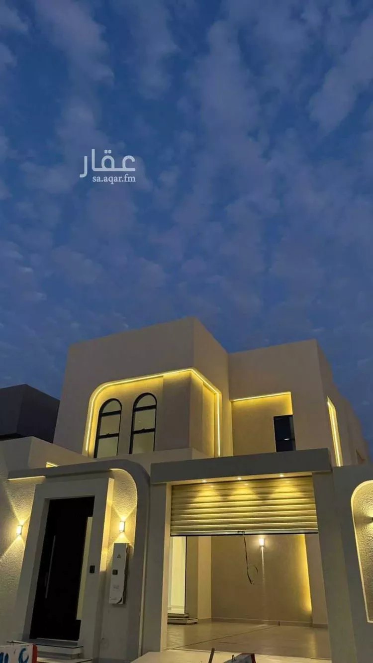 فيلا للبيع في شارع محمد الحصري, حي المصيف, مدينة عنيزة, منطقة القصيم صورة 4