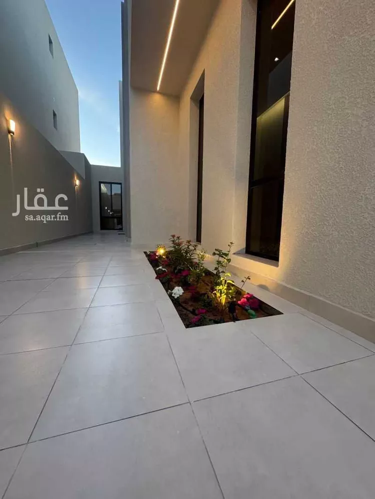 فيلا للبيع في شارع خليفة بن خياط, حي الوهلان, مدينة عنيزة, منطقة القصيم صورة 3
