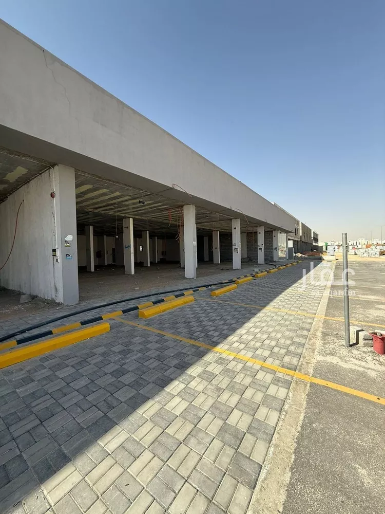 محل للإيجار في شارع شارع36, حي الرمال, مدينة الرياض, منطقة الرياض صورة 2