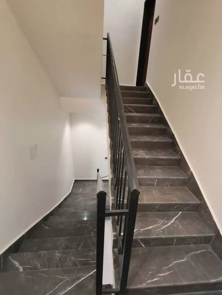 دور للبيع في شارع احمد محمد جمال, حي البيان, مدينة الرياض, منطقة الرياض 22