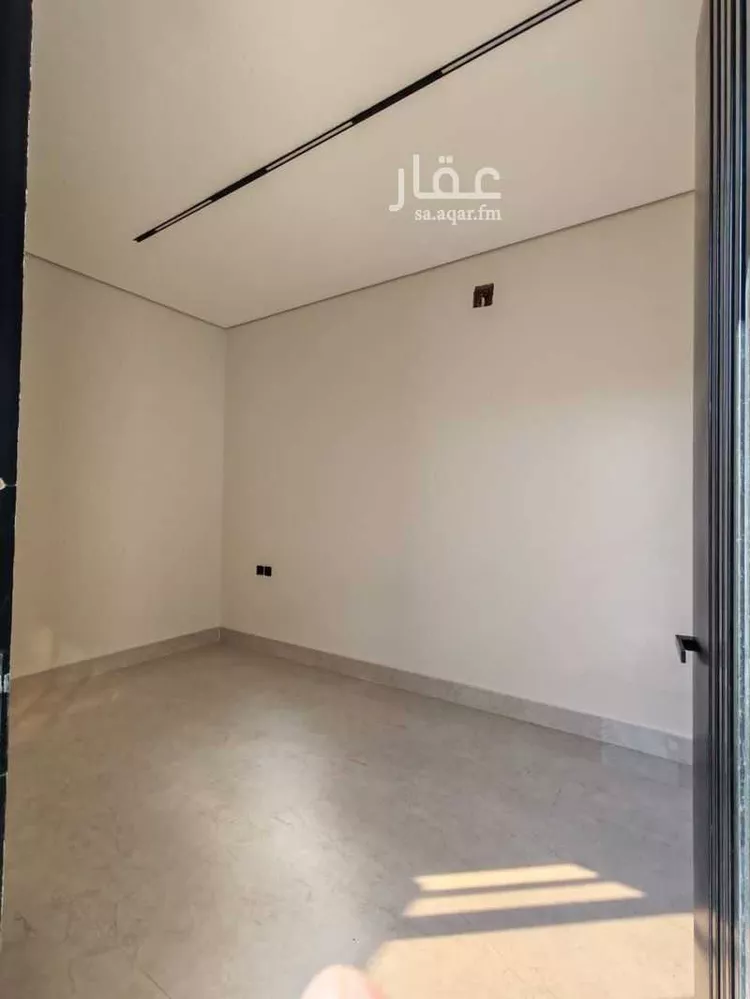 عمارة للبيع في شارع خلف بن عبدالله, حي البيان, مدينة الرياض, منطقة الرياض صورة 2