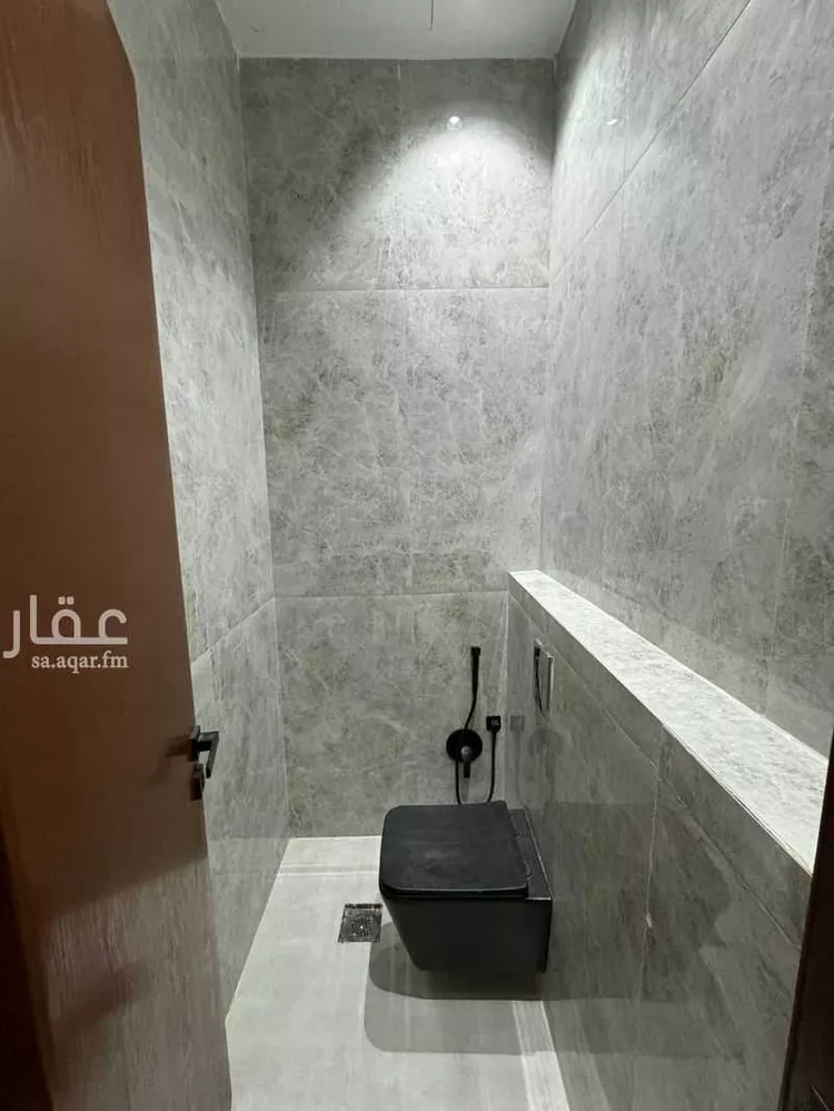 دور للبيع في شارع عثمان بن اليمان, حي البيان, مدينة الرياض, منطقة الرياض 23