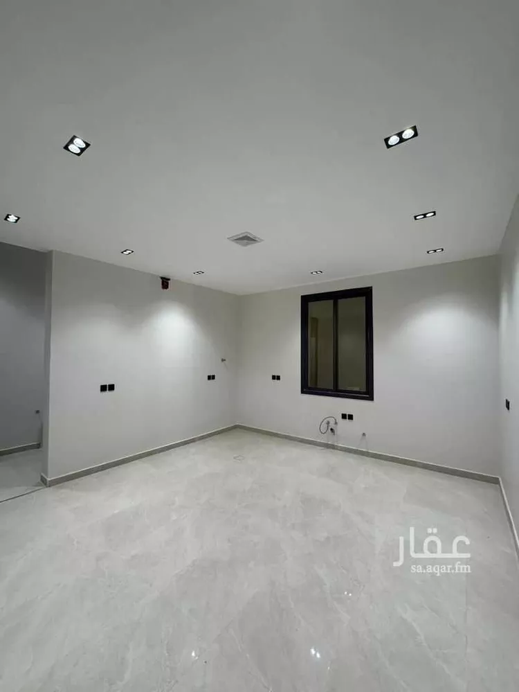فيلا للبيع في شارع وادي الساحل, حي الرمال, مدينة الرياض, منطقة الرياض 6