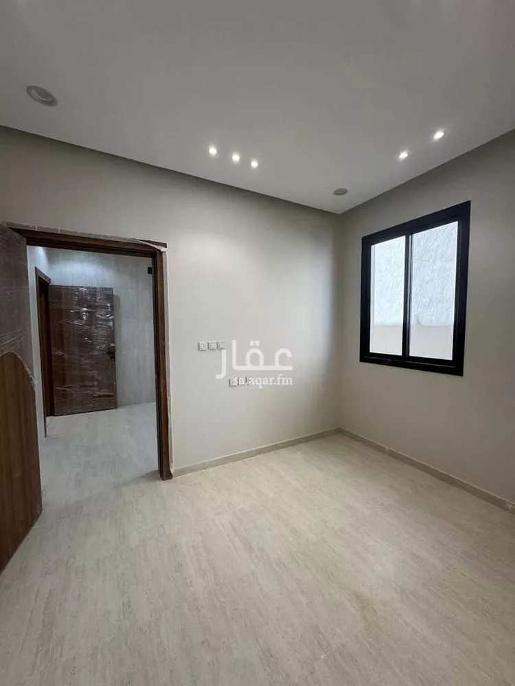 فيلا للبيع في شارع أحمد بشناق, حي الرمال, مدينة الرياض, منطقة الرياض صورة 2