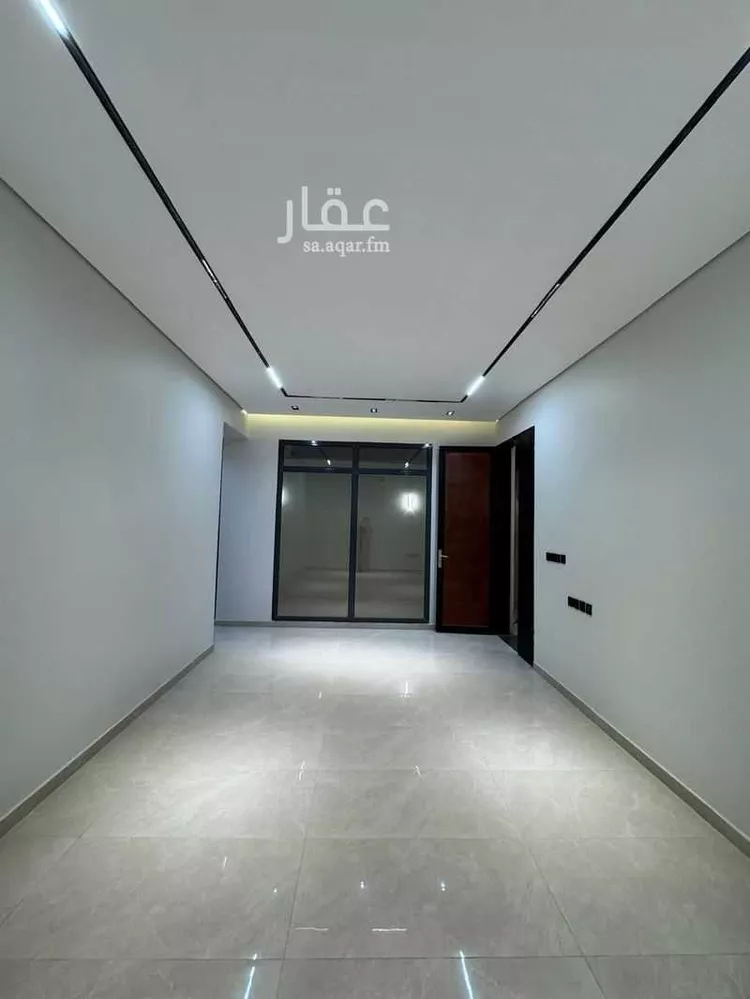 فيلا للبيع في شارع وادي الساحل, حي الرمال, مدينة الرياض, منطقة الرياض 17