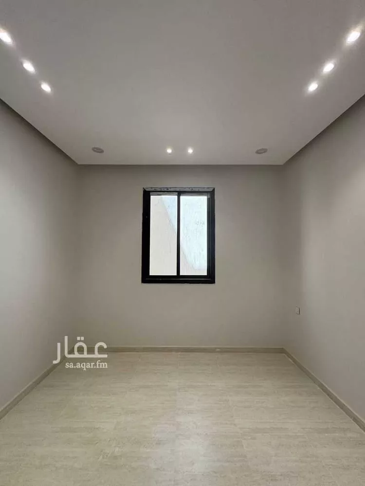 فيلا للبيع في شارع أحمد بشناق, حي الرمال, مدينة الرياض, منطقة الرياض 18