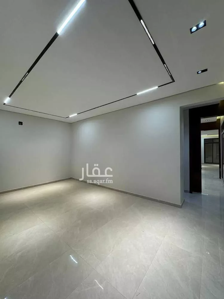 فيلا للبيع في شارع وادي الساحل, حي الرمال, مدينة الرياض, منطقة الرياض صورة 3