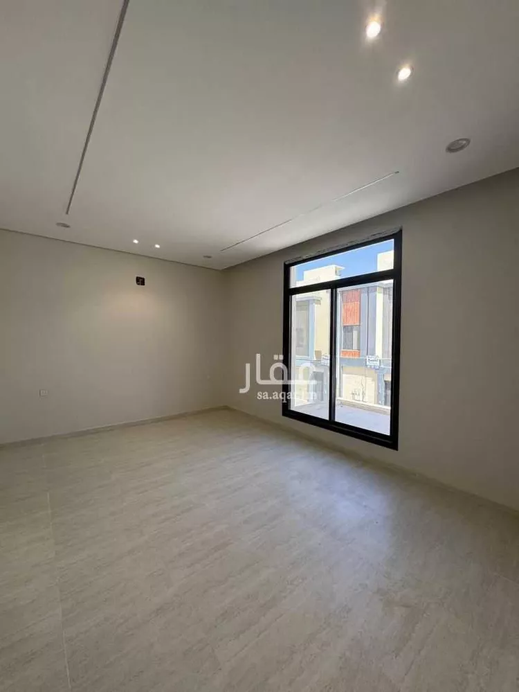 فيلا للبيع في شارع أحمد بشناق, حي الرمال, مدينة الرياض, منطقة الرياض