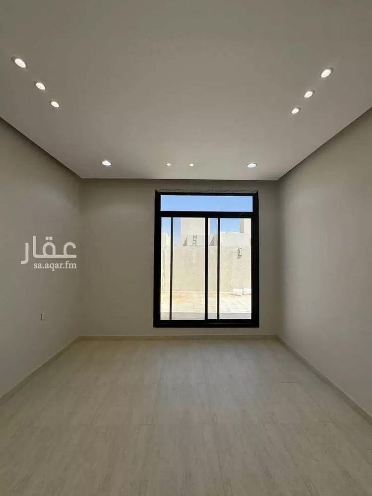 فيلا للبيع في شارع أحمد بشناق, حي الرمال, مدينة الرياض, منطقة الرياض 7