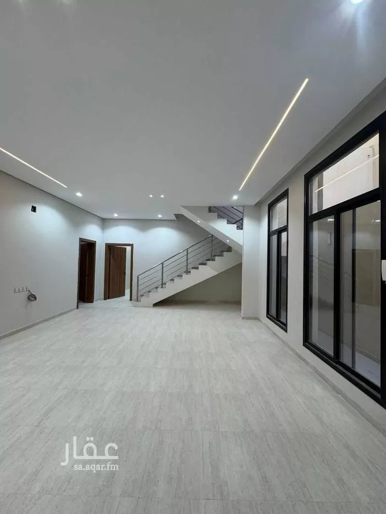 فيلا للبيع في شارع أحمد بشناق, حي الرمال, مدينة الرياض, منطقة الرياض صورة 3