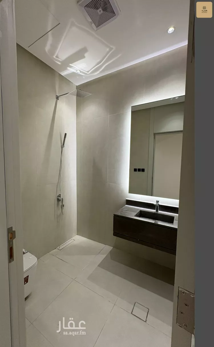 فيلا للبيع في شارع شارع عرض 18, حي الصفاء, مدينة الرياض, منطقة الرياض صورة 5