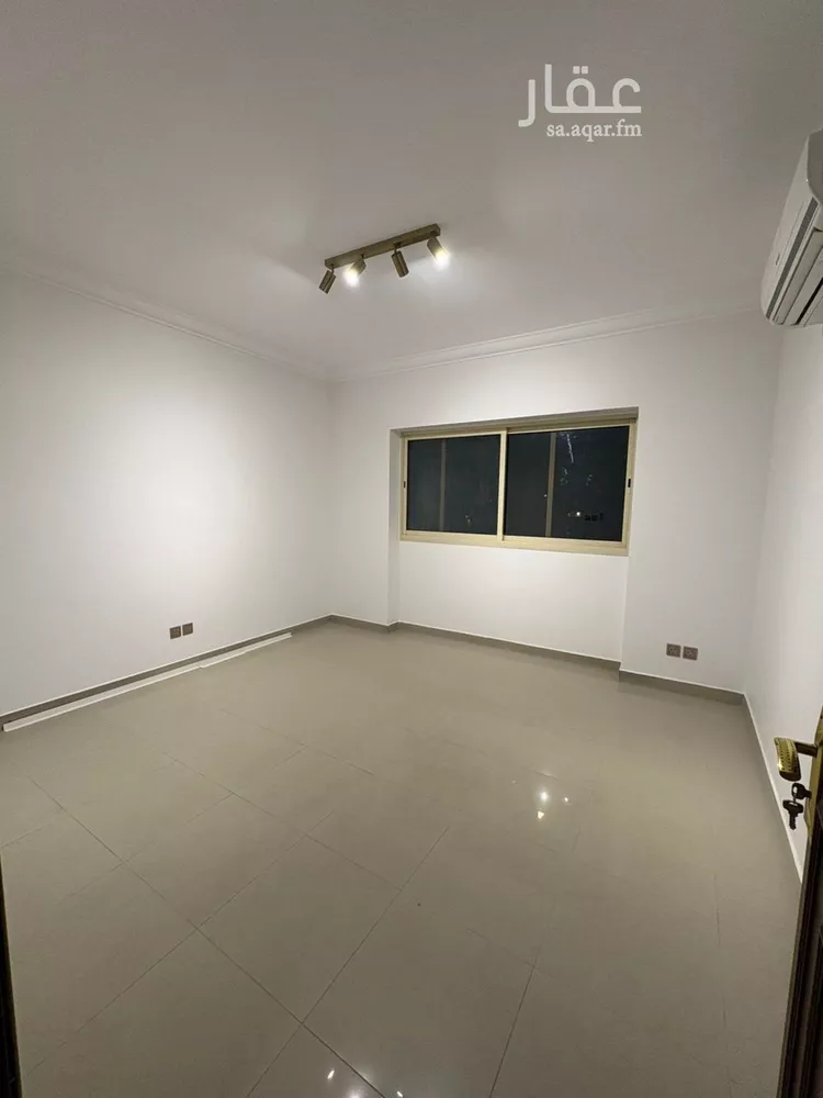 فيلا للإيجار في شارع سلمة بن أبي سلمة, حي الربوة, مدينة الرياض, منطقة الرياض صورة 4