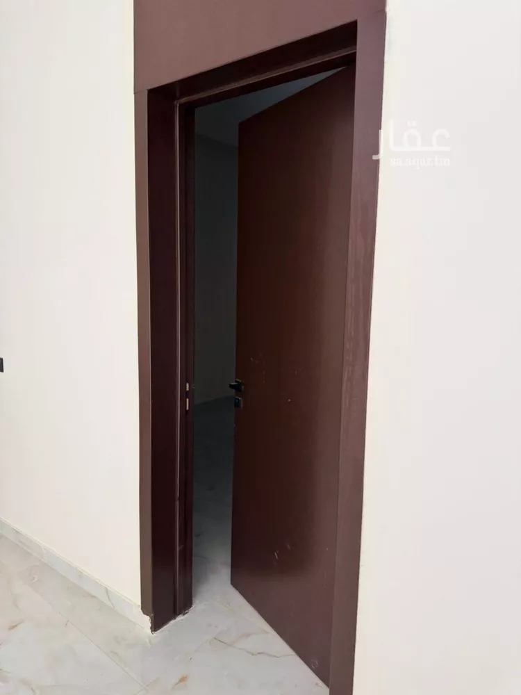 فيلا للإيجار في شارع الصفار الذهبي, حي عكاظ, مدينة الرياض, منطقة الرياض صورة 5
