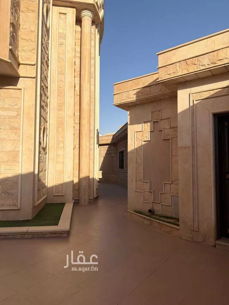 فيلا للبيع في شارع البواردي, حي الغدير, مدينة الرياض, منطقة الرياض صورة 2