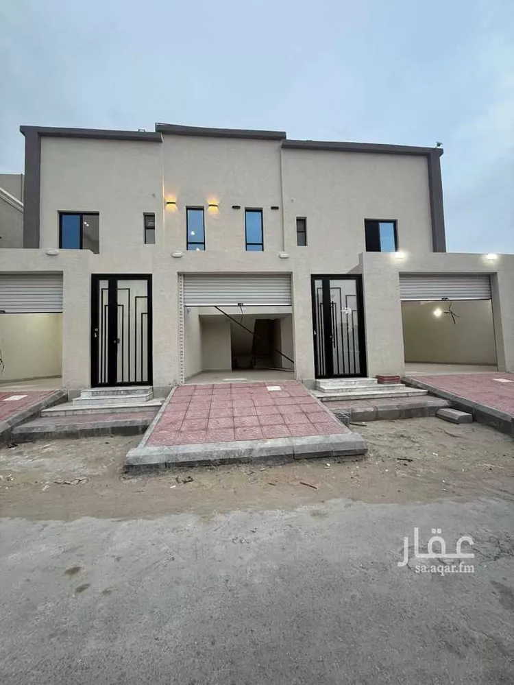 شقة للبيع في شارع الشهيله, حي الصواري, مدينة الخبر, المنطقة الشرقية 1 صورة