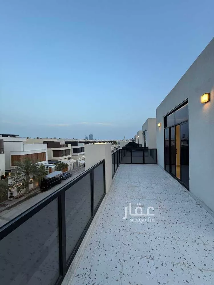 فيلا للبيع في شارع سلمه بن سليمان, حي الصدفة, مدينة الدمام, المنطقة الشرقية صورة 4