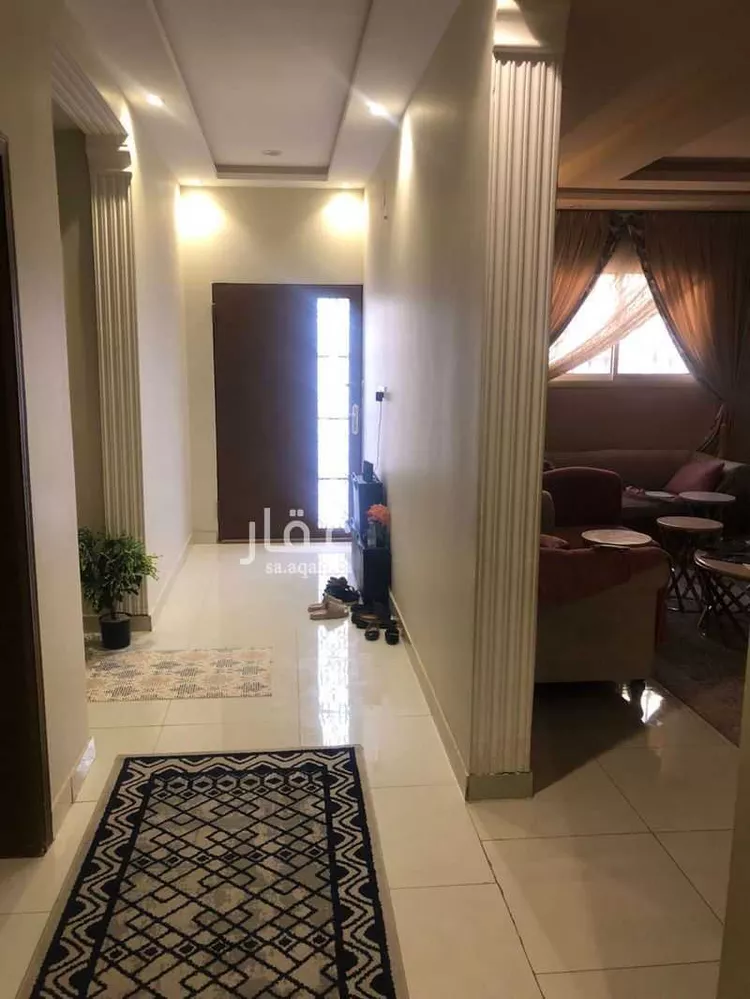 دور للبيع في شارع المرواره, حي الملك عبدالله, مدينة المجمعة, منطقة الرياض