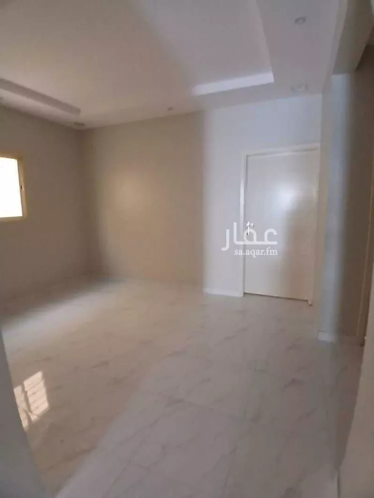 عمارة للبيع في شارع الملك عبدالله, مدينة المذنب, منطقة القصيم