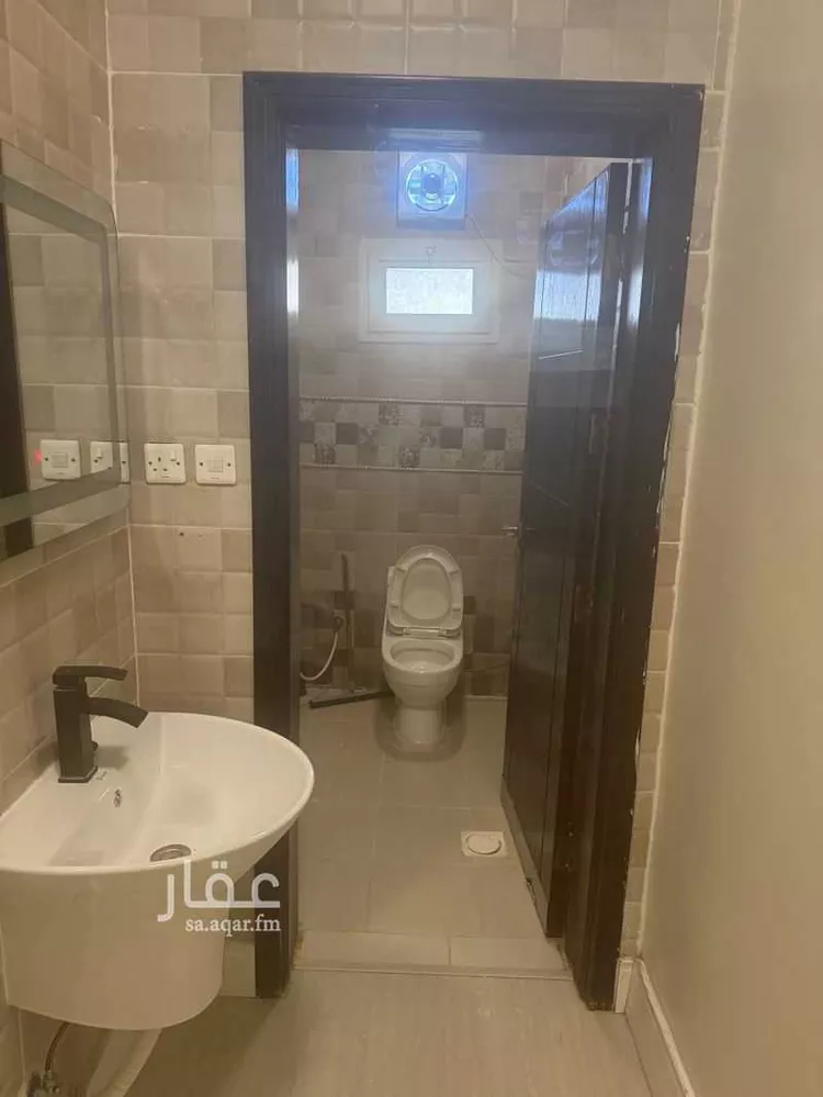 شقة للإيجار في شارع عياض ابن حمار المجاشعي ، حي الدفاع ، المدينة المنورة ، منطقة المدينة المنورة صورة 2