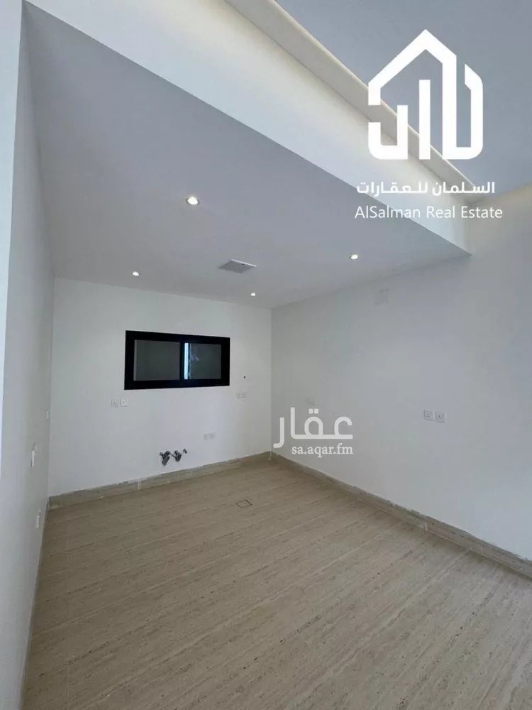 دور للبيع في شارع المجرا, حي الوادي, مدينة الرياض, منطقة الرياض 8