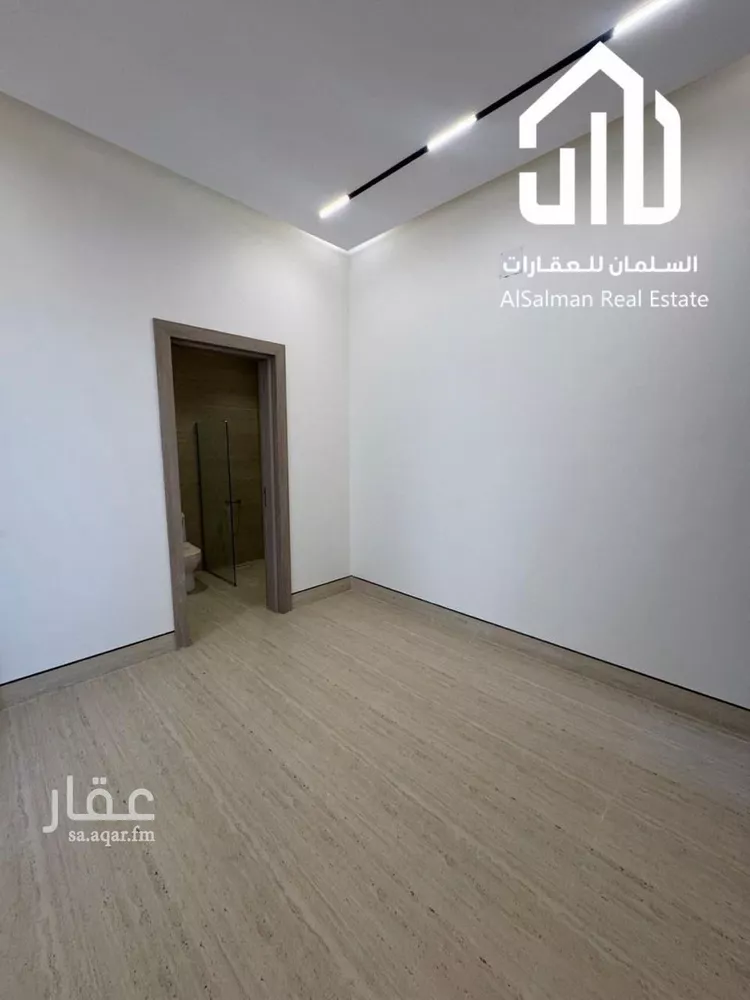 دور للبيع في شارع المجرا, حي الوادي, مدينة الرياض, منطقة الرياض 6