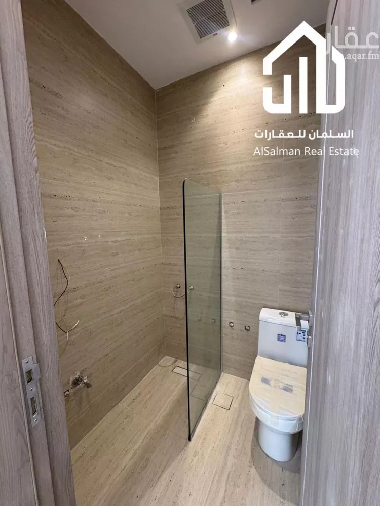 دور للبيع في شارع المجرا, حي الوادي, مدينة الرياض, منطقة الرياض صورة 3