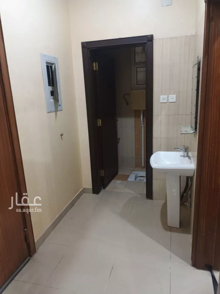شقة للإيجار في شارع رقم 94, حي العزيزية, مدينة الرياض, منطقة الرياض صورة 5