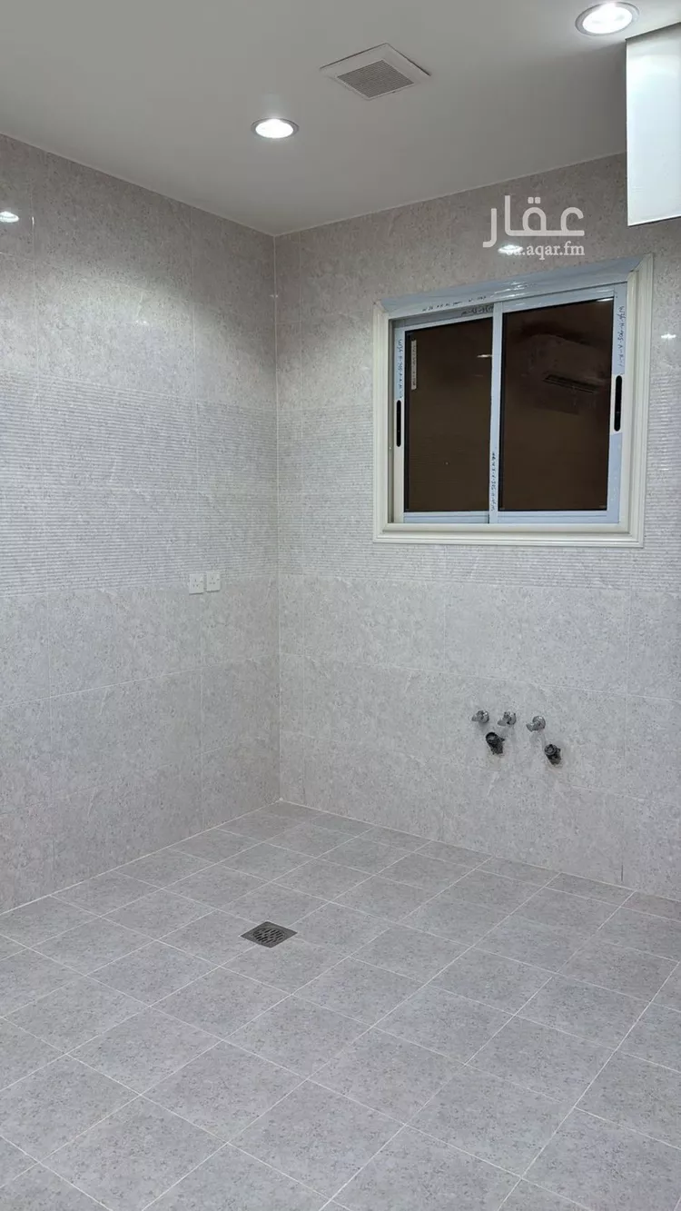 شقة للإيجار في شارع عقبة بن عثمان بن خلدة, حي ظهرة لبن, مدينة الرياض, منطقة الرياض صورة 4
