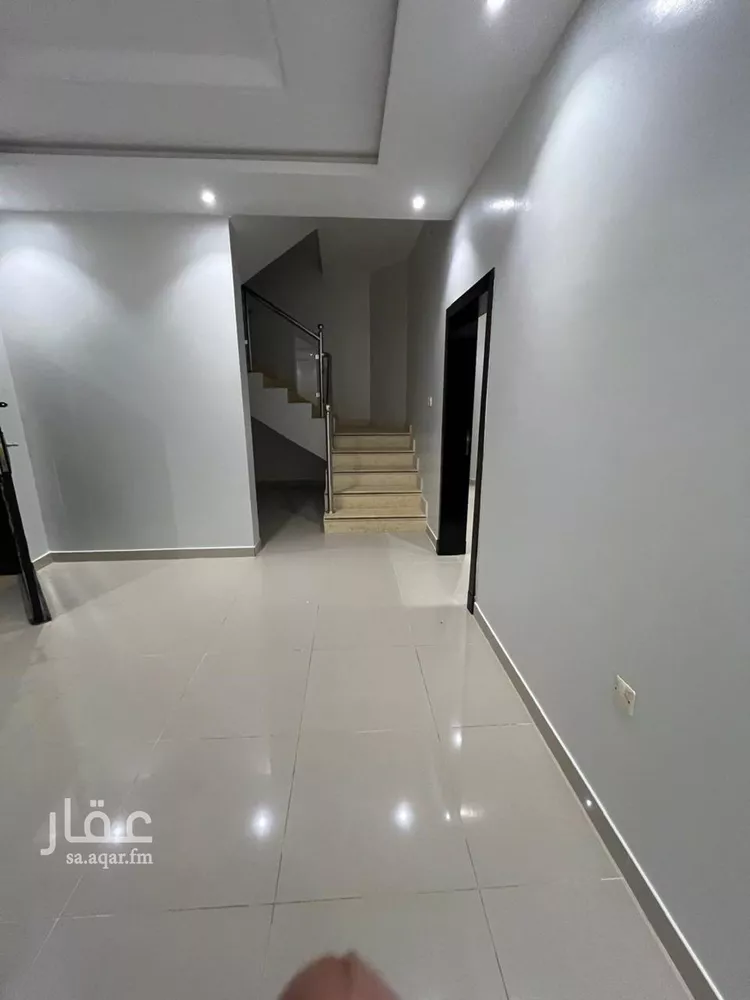 فيلا للإيجار في شارع النجمة, حي الحزم, مدينة الرياض, منطقة الرياض صورة 2