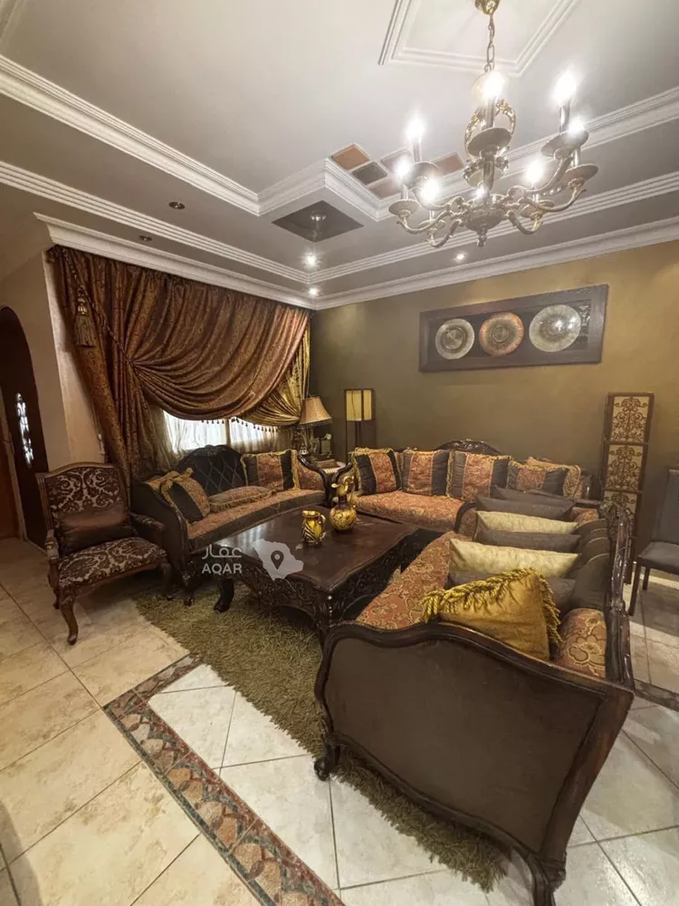 Floor for Rent in Riyadh Al Uraija Al Gharbiyah